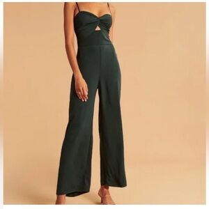 Abercrombie & Fitch Twist-Front Cutout Jumpsuit in Medium Olive Dark Green